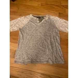 Unzipped men's casual short sleeve cotton blend grey/cream pullover shirt sz lrg